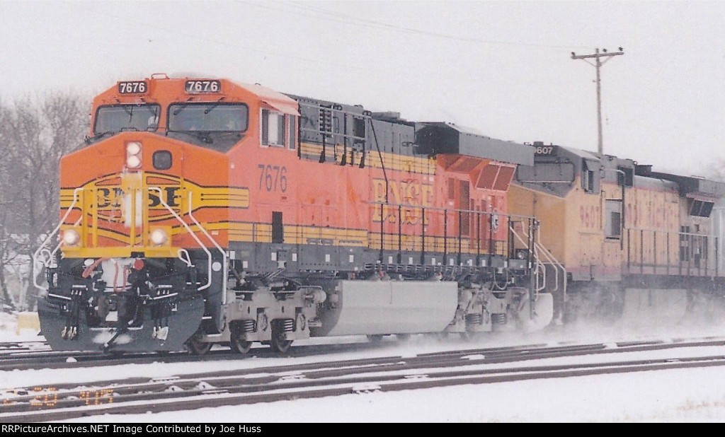 BNSF 7676 West